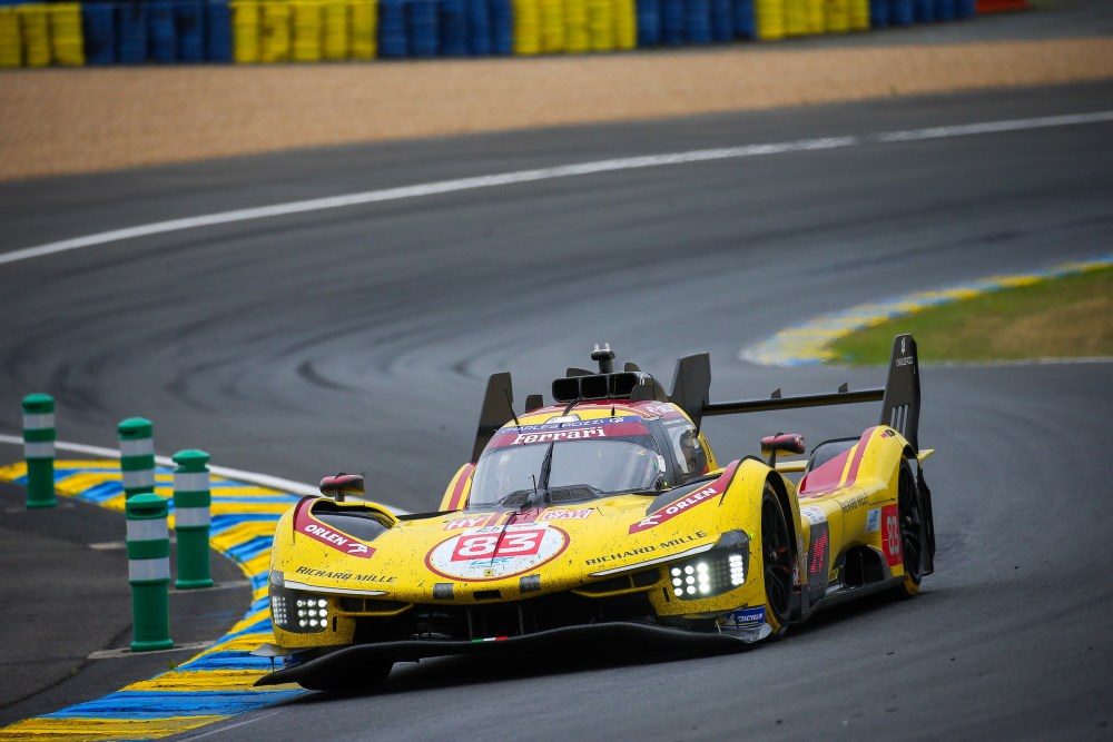 关于赛车热度飙升，网友热议不断的信息