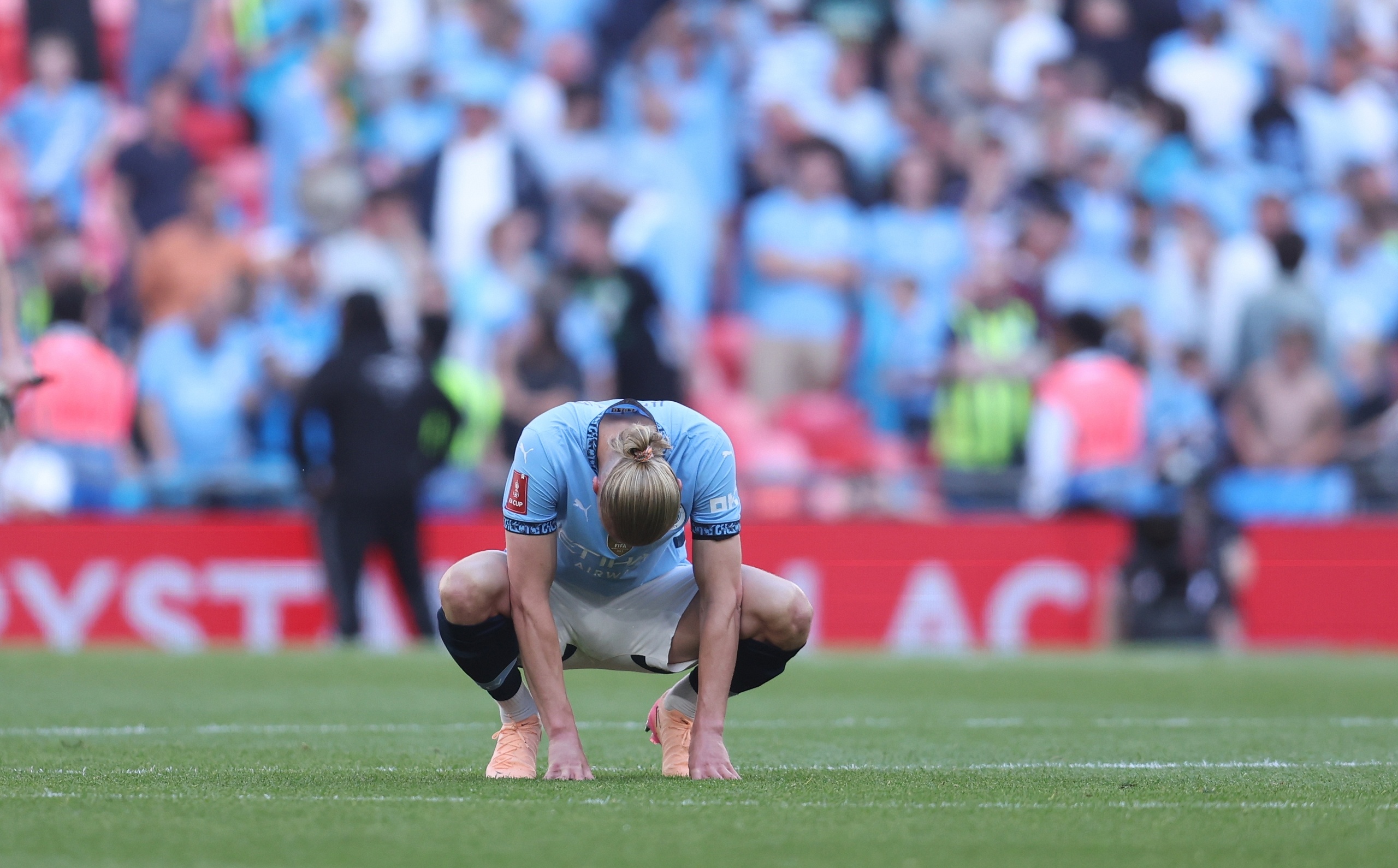 爱游戏官方-曼城逆转切尔西，罗德里关键制胜