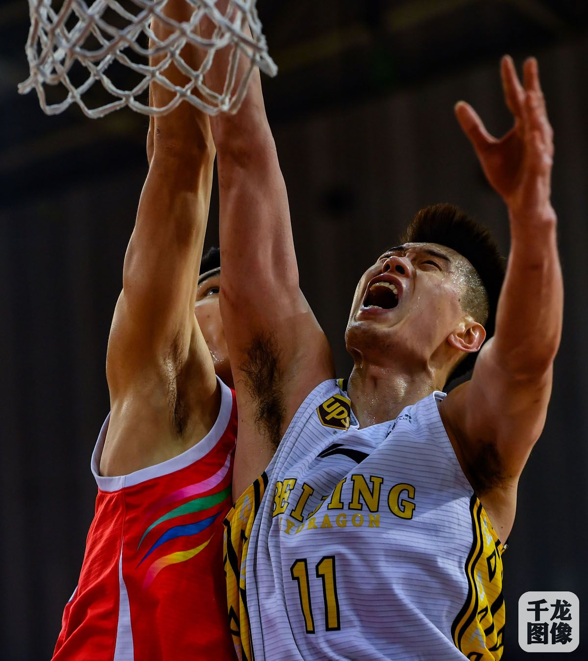 爱游戏APP-泰国队绝杀日本队，黄鸭组合状态火热