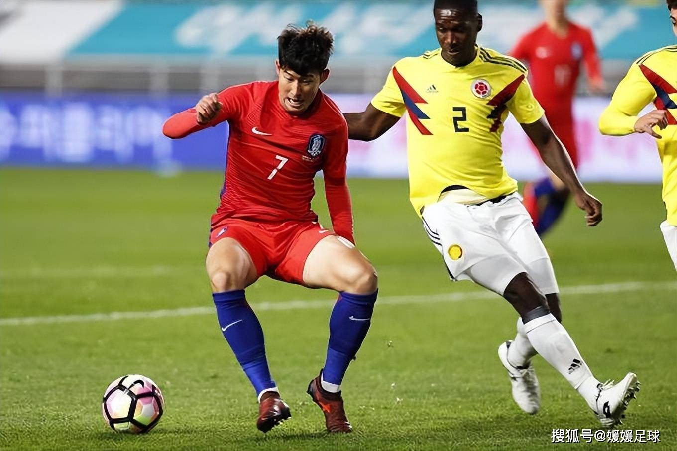 爱游戏官方入口-葡萄牙队翻盘韩国队，奥恰洛夫高光表现