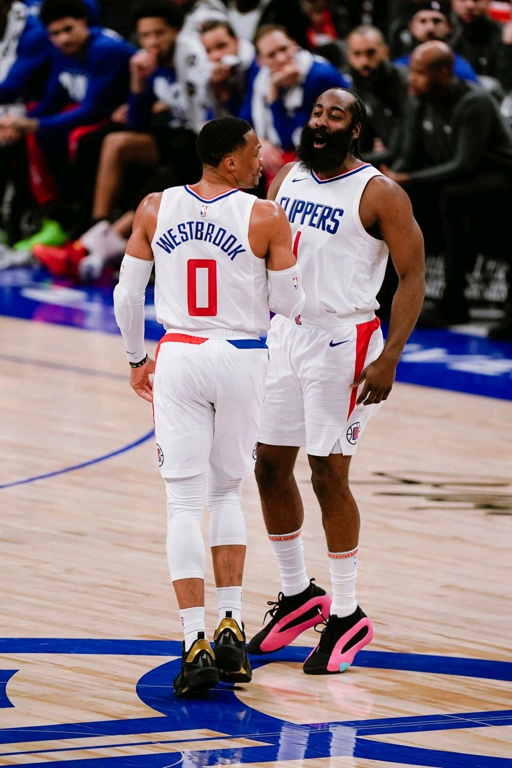 爱游戏-凯尔特人完胜步行者，哈登扛起全队