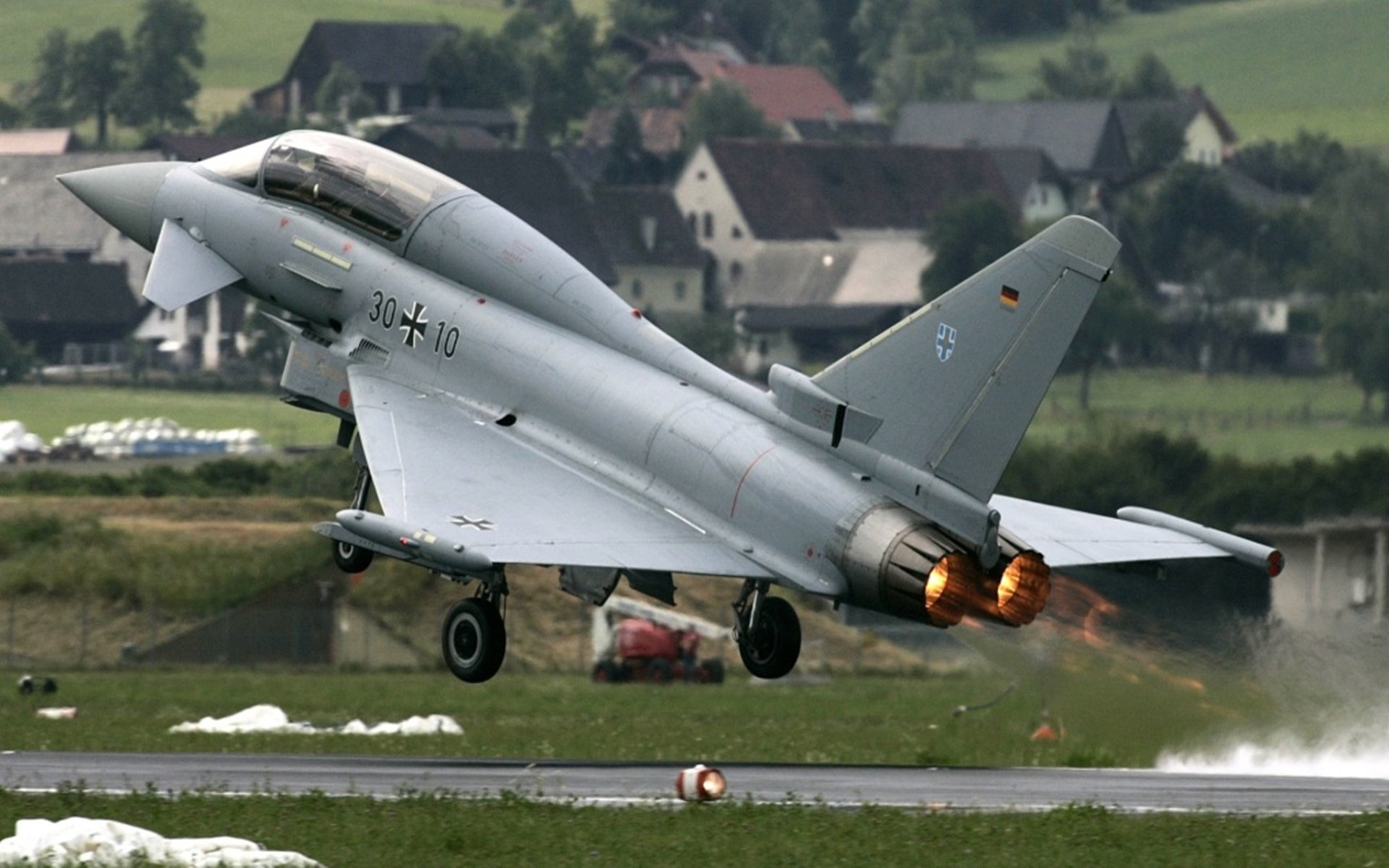 德式铁血碾压巴黎星光,佩德里现象诠释现代中场新定义