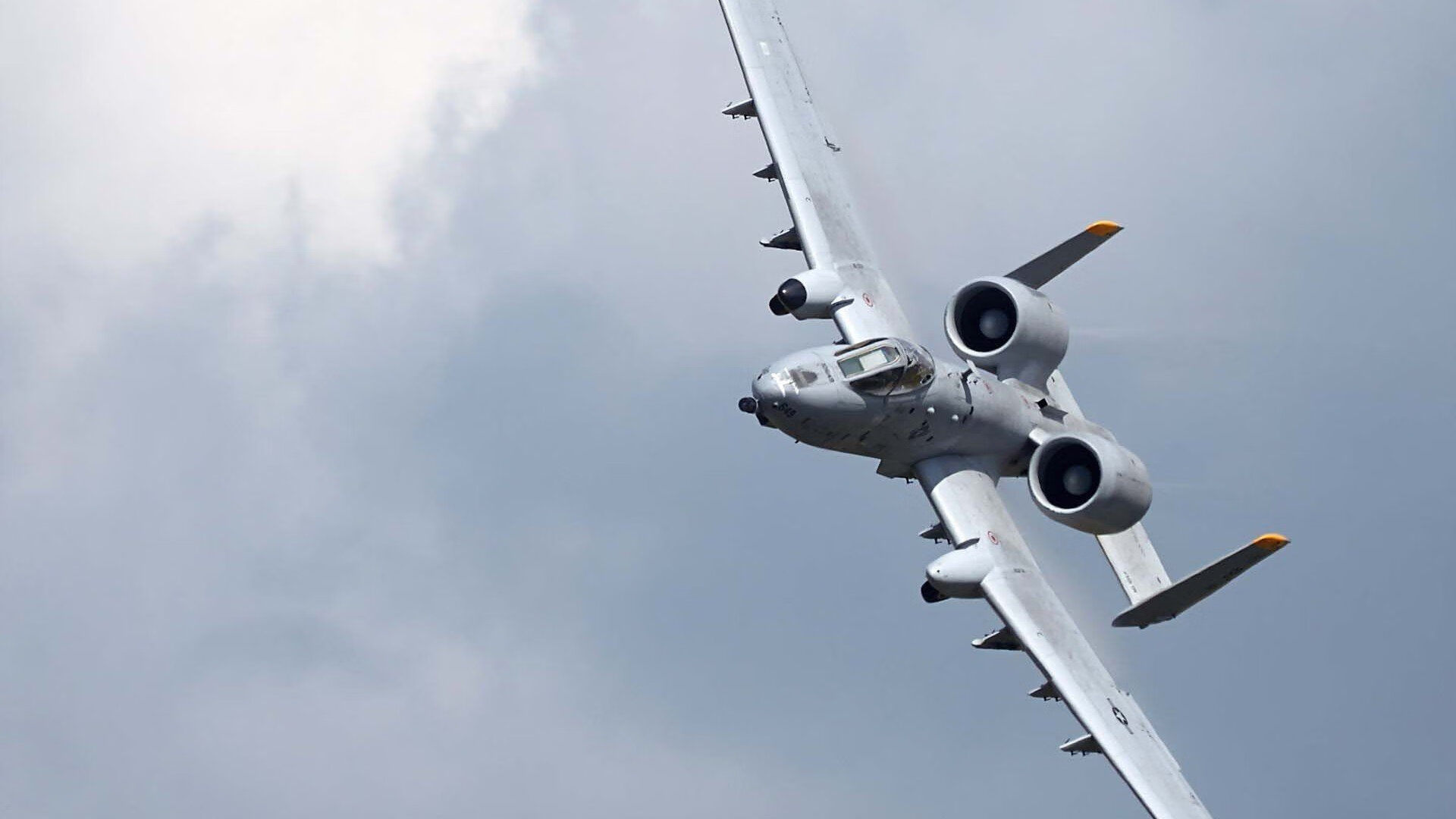 绿茵决战与末节封神，当英超争冠遇见独行侠时刻