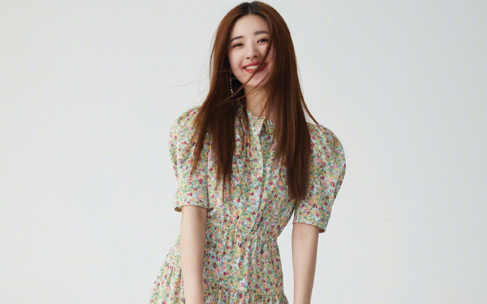 爱游戏在线-沙漠风暴席卷西非，黄喜灿独造三球导演逆转好戏